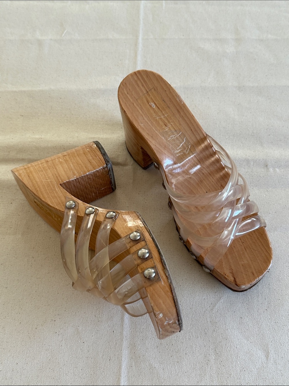 Vintage Clear Strappy Wood Block Heel Sandals - Picture 2 of 11